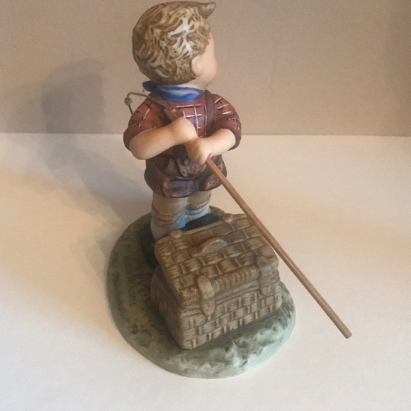 Berta Goebel “Fishing for Trouble” - Picture 3 of 8